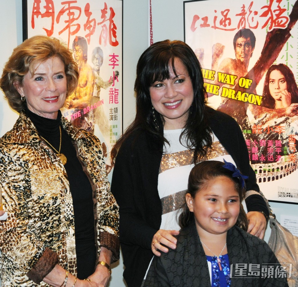 李小龍遺孀琳達（左）認為《功夫》反映當時美國觀眾仍未接受「亞洲面孔」主演。