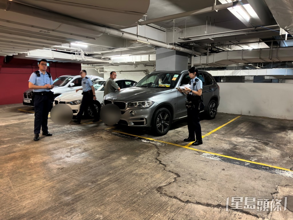 警員到場調查。梁國峰攝 警員到場調查。梁國峰攝