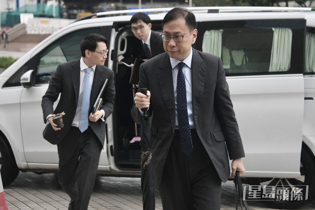 代表委員會的資深大律師杜淦堃。