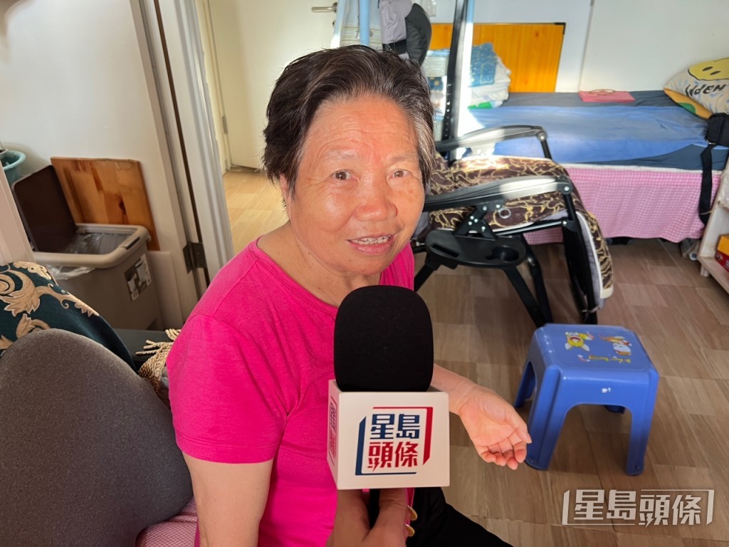 郭女士指，本周水質已改善，拆開濾網未再發現雜質。