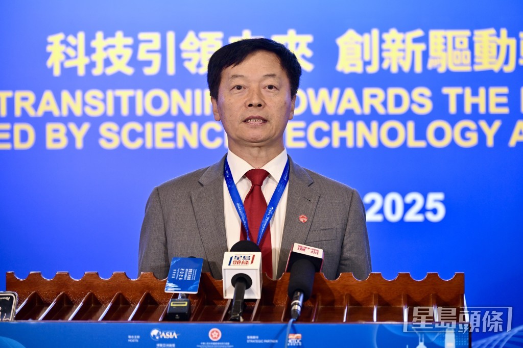 秦泗釗指論壇體現香港政府重視創科,香港有不少頂尖大學,對人才的培養重視國際視野。 秦泗釗指論壇體現香港政府重視創科,香港有不少頂尖大學,對人才的培養重視國際視野。