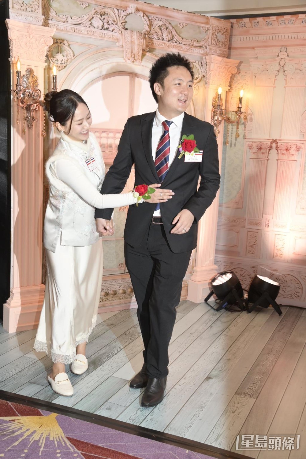 被問到是否有雙喜臨門的好消息公布？