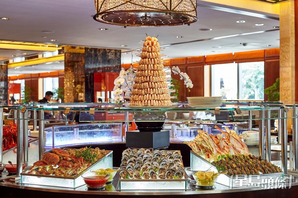 8名食客在中環文華東方酒店快船廊享用生蠔後食物中毒。