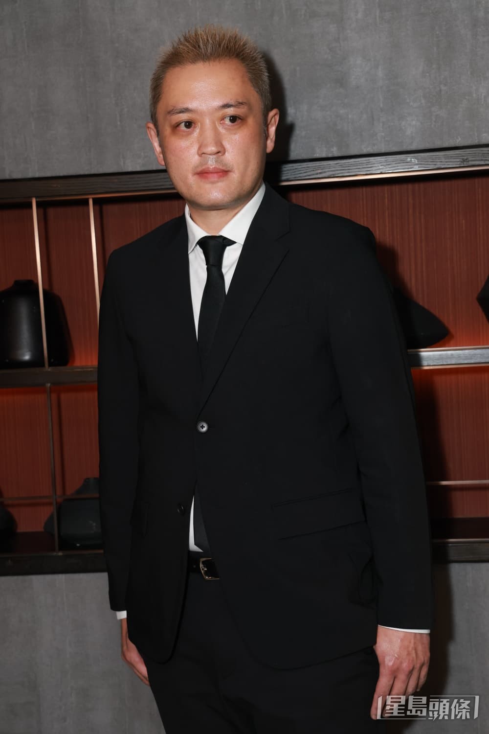 李泳漢已邀請李家鼎與李泳豪參與解穢酒,他們不來都沒有辦法。 李泳漢已邀請李家鼎與李泳豪參與解穢酒,他們不來都沒有辦法。