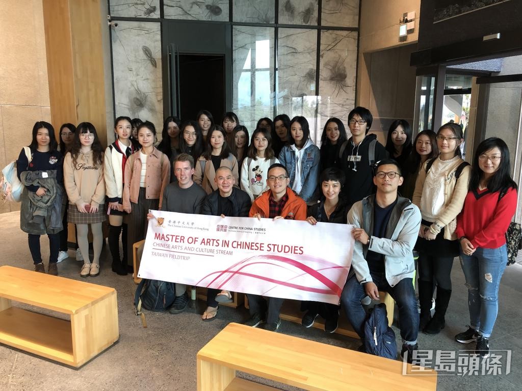 溫祺德在疫情前帶領學生赴台交流。 溫祺德在疫情前帶領學生赴台交流。