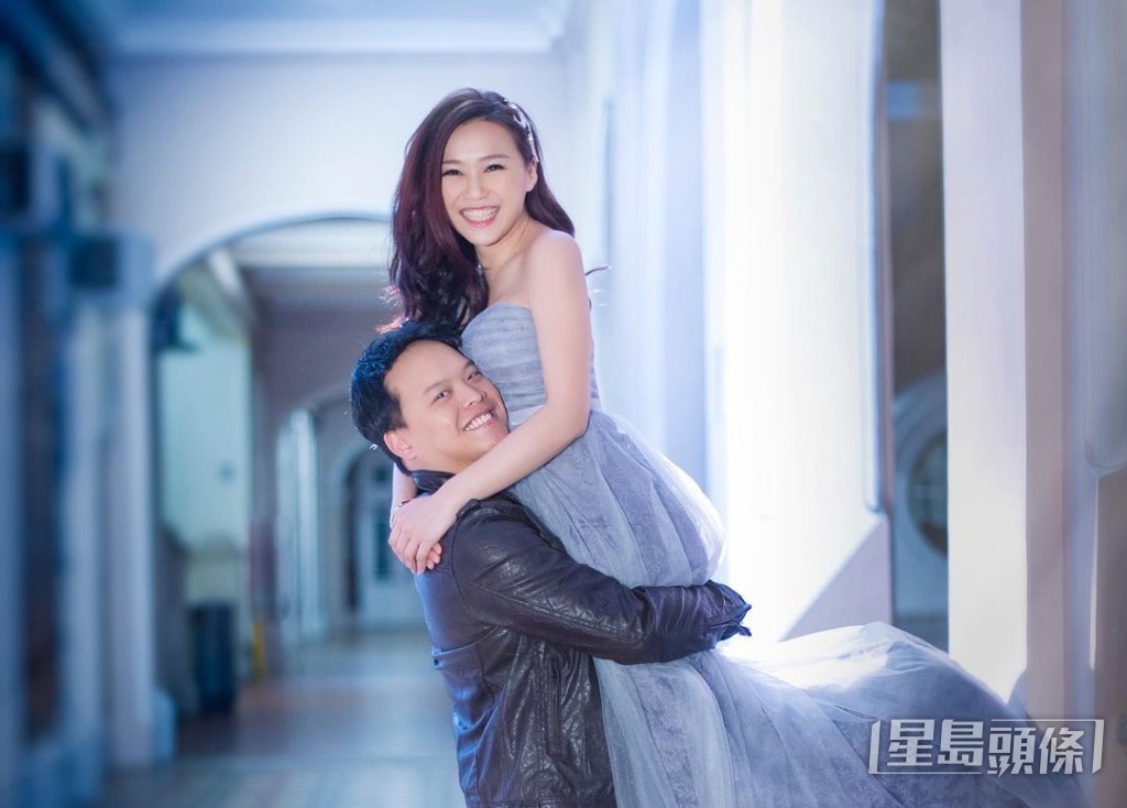 黄颖君2015年与TVB幕后丘一峯（Nick）结婚。