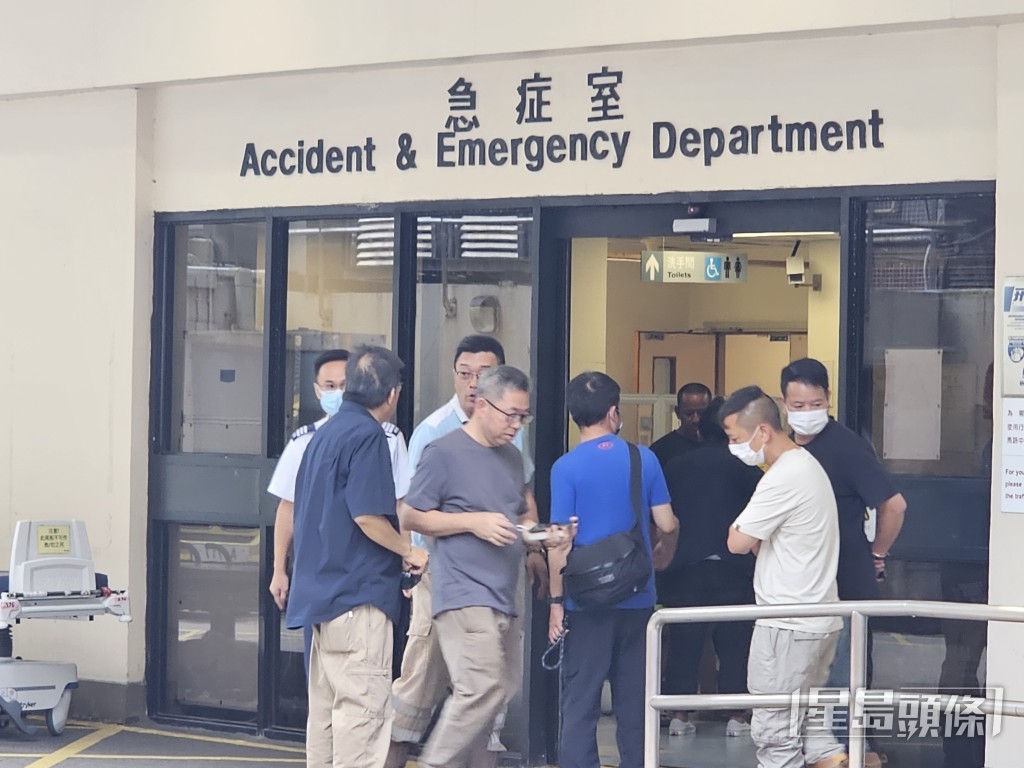 死者家屬到仁濟醫院了解事件。