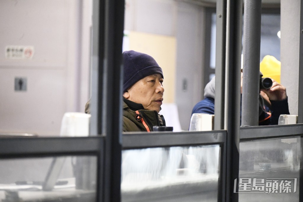 今朝「扶搖勢勁」加課成為焦點，皆因課後姚本輝走落隧道接馬。