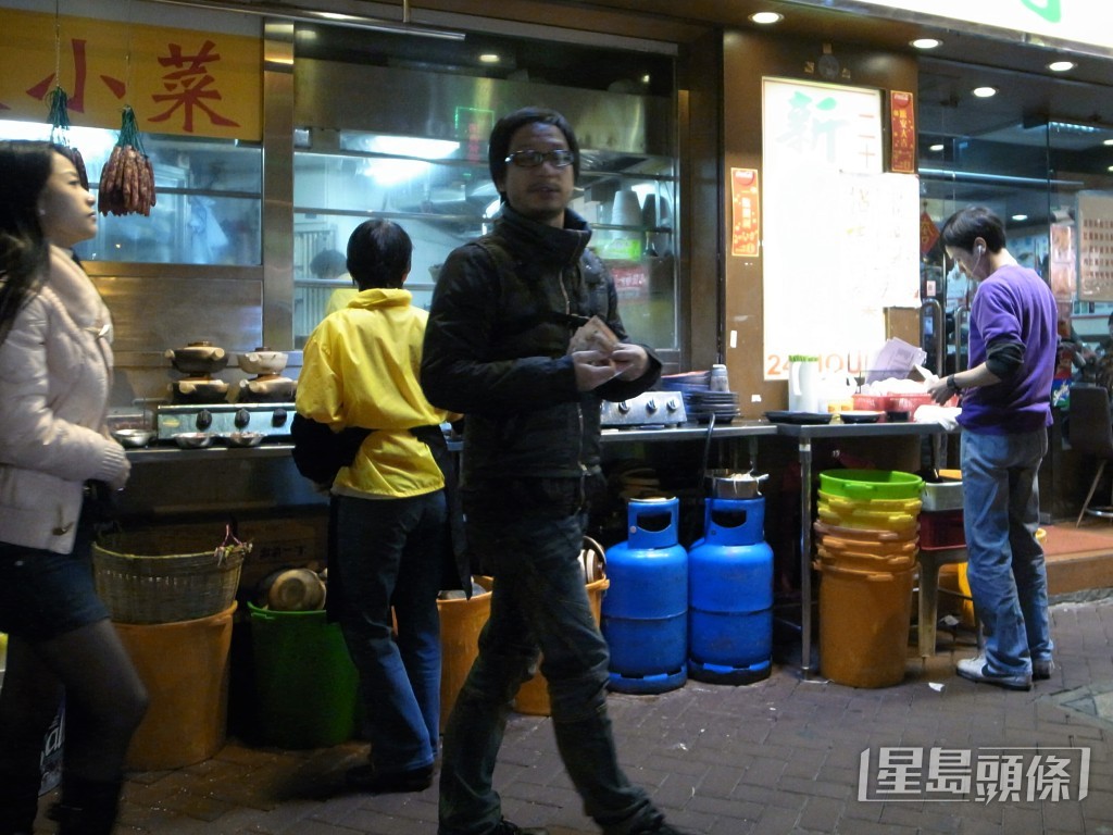彭發一向生活好貼地。