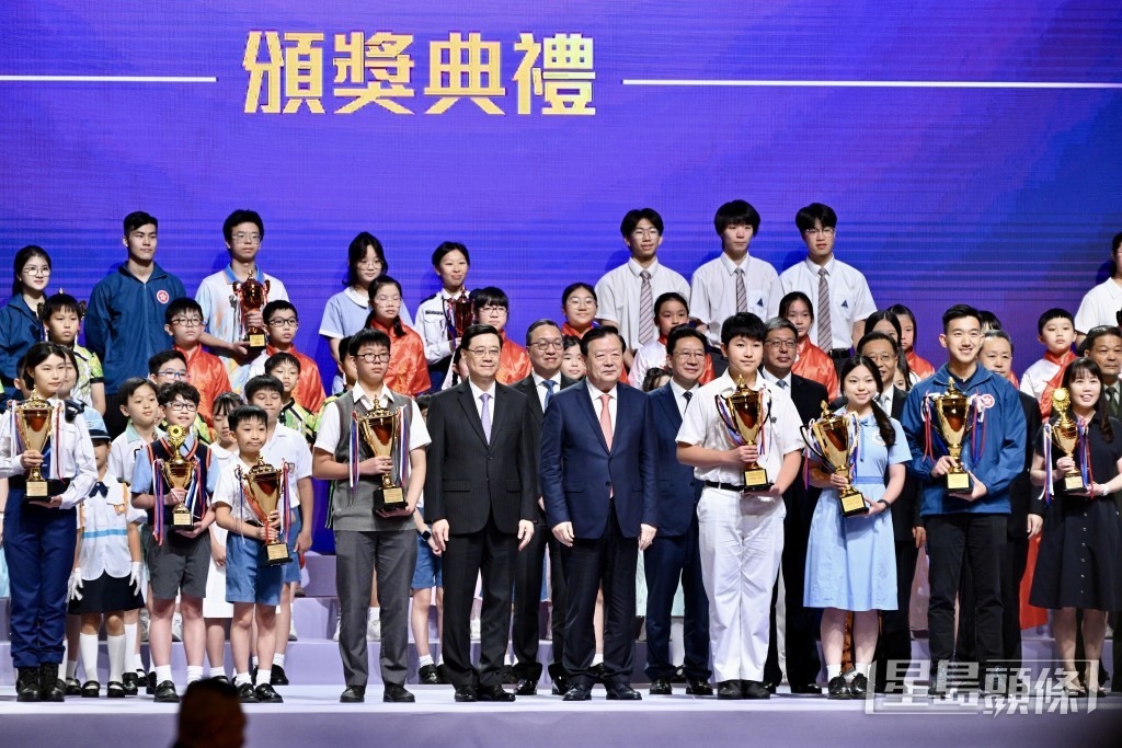現場舉行「香港國安法—守護與希望」社交媒體帖文創作比賽頒獎典禮。劉駿軒攝 現場舉行「香港國安法—守護與希望」社交媒體帖文創作比賽頒獎典禮。劉駿軒攝