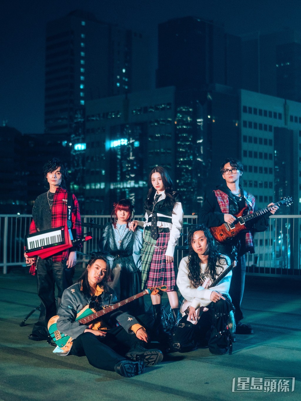 年度新人晚安莉莉。 年度新人晚安莉莉。