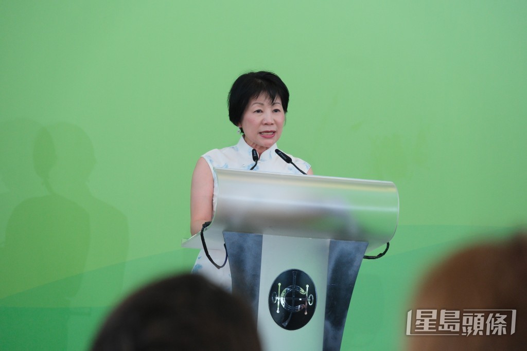 文化體育及旅遊局常任秘書長沈鳳君。