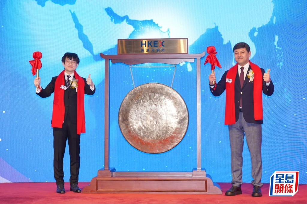 比優集團主席兼行政總裁馬天逸(左)