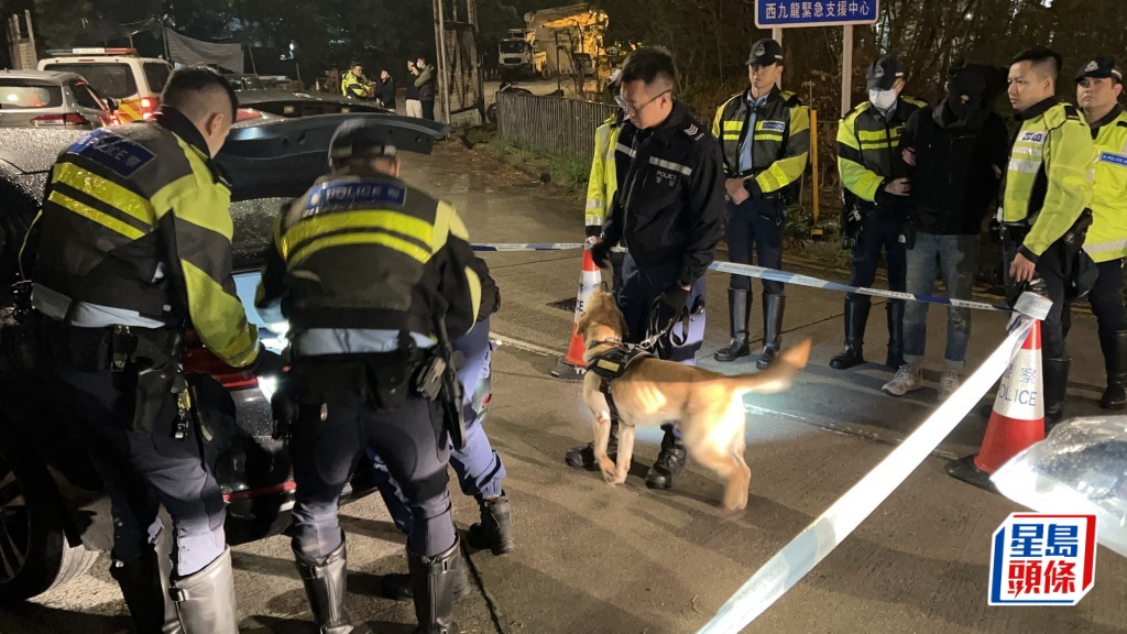 宝马私家车遇查逃走，男司机涉多宗罪被捕。蔡楚辉摄