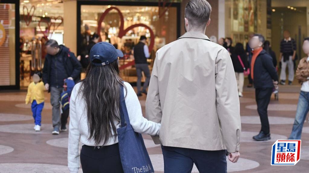 近年，交友應用程式攻港成為主流，坊間出現不同交友活動，改變年輕一代的戀愛價值觀。