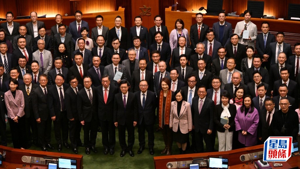 全體立法會議員發聲明 全力支持警方依法緝捕潛逃境外危害國安分子