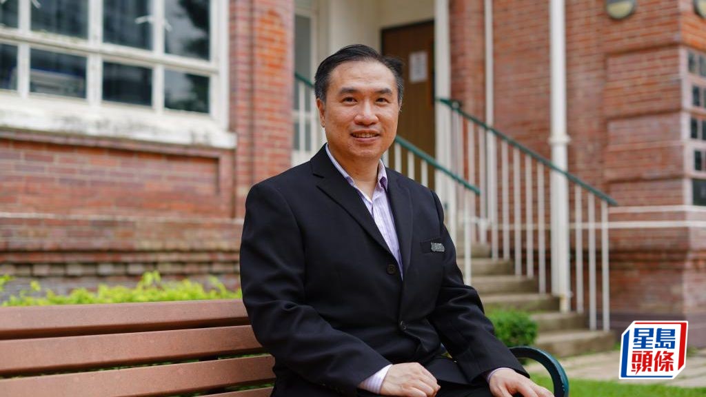 香港大学人工智能与数据科学学部主任郑振刚透过「HINCare」平台，向不同地区推广时间银行的概念。