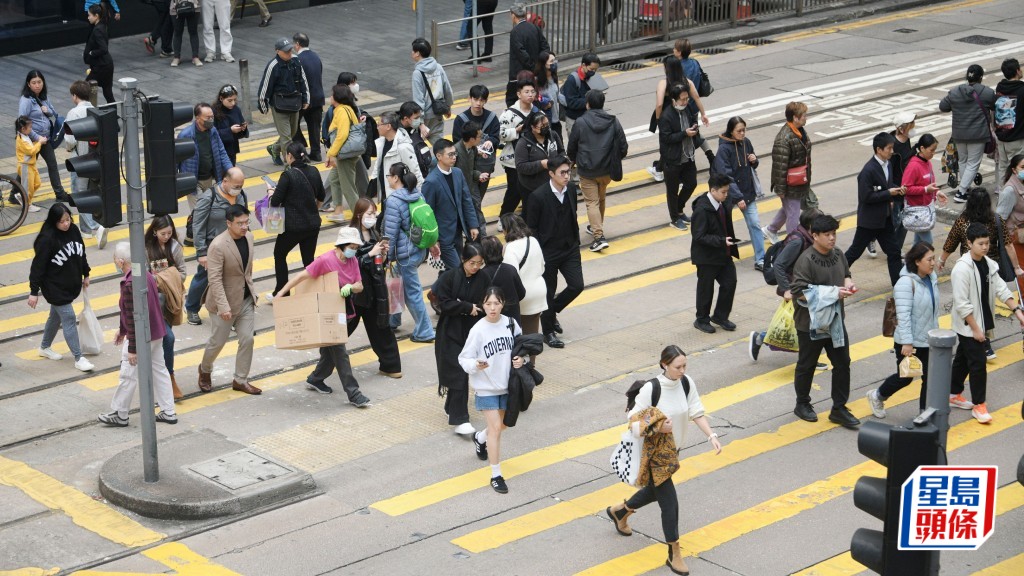 本港醫療經常開支2625億 人均開支逾$3.4萬   佔本地生產總值8.2%