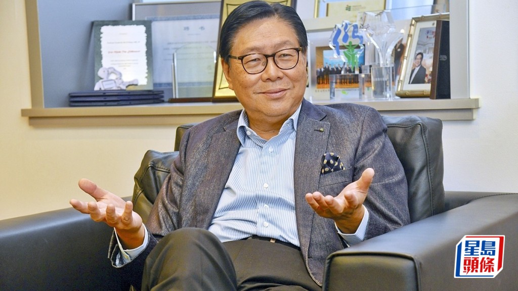 馬時亨聯名撰文再反駁「香港已完」 力保7大優勢「必再興盛」