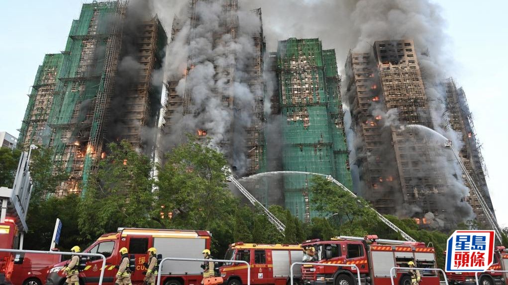 大埔火災後，近日不少市民自發購備防火用品。