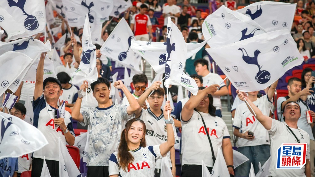 香港足球盛會2025|球迷讚球隊表現超預期 整體觀賽體驗很好 冀有更多國際賽事在港舉行。何家豪攝