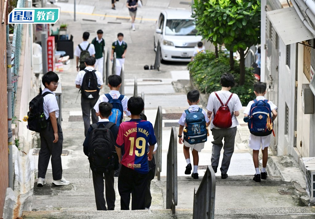 教育局早前更新《學校行政手冊》時特別提到，學校不應讓學生重覆留級。 資料圖片