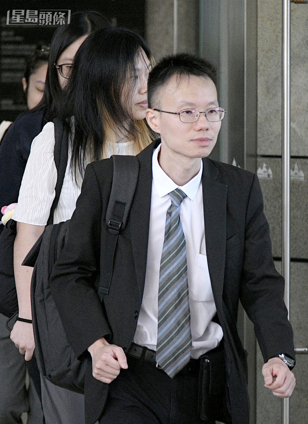 法醫傅家聰指死者體內未發現腎上腺素,有可能是已被分解,又或抽取樣本質素影響。陳浩元攝 法醫傅家聰指死者體內未發現腎上腺素,有可能是已被分解,又或抽取樣本質素影響。陳浩元攝