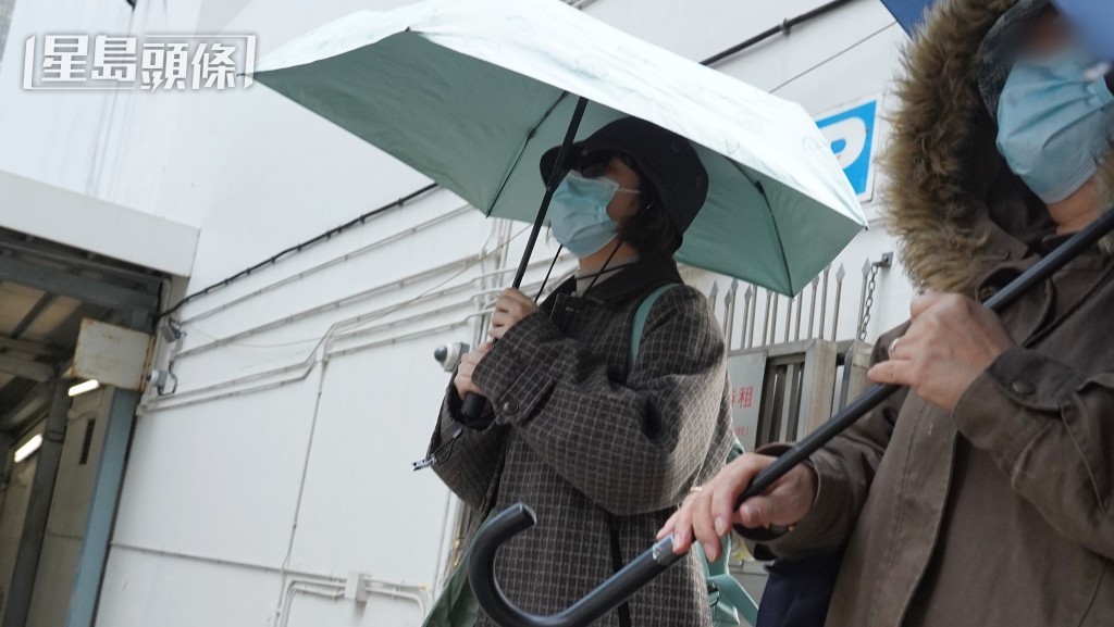 被告之一黃潔瑩。葉偉豪攝 被告之一黃潔瑩。葉偉豪攝