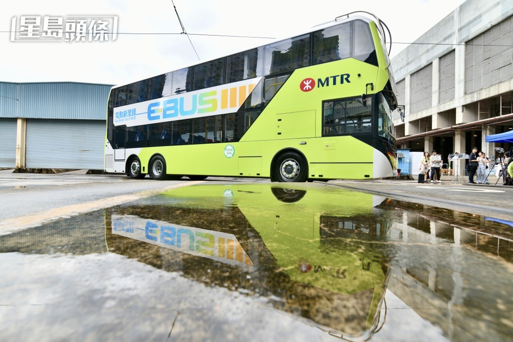 港鐵表示，計劃在2026年底前，再增加超過30部的電動巴士。盧江球攝