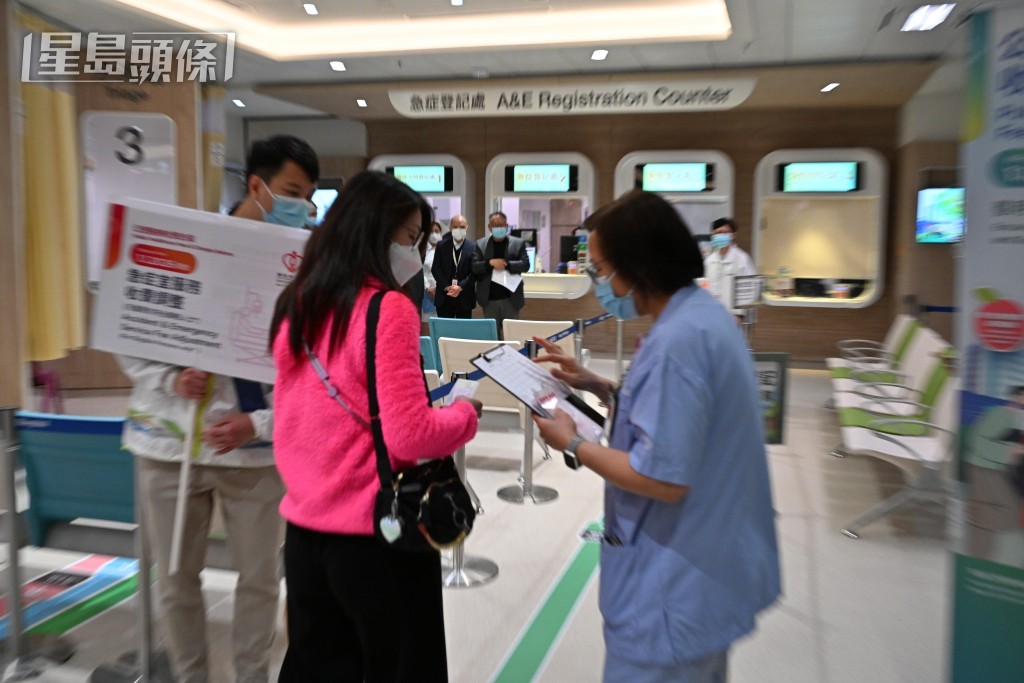 公營醫療收費改革已於今年1月1日起正式實施，醫療費用大增。資料圖片