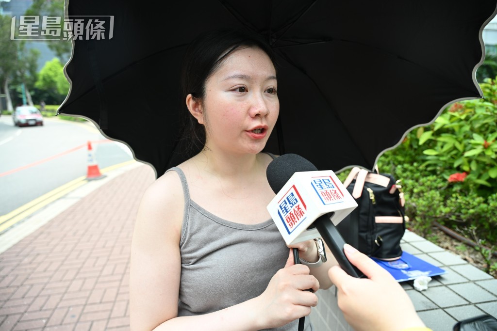 陳小姐表示,能夠親身上去參觀心情澎湃,好開心。蘇正謙攝 陳小姐表示,能夠親身上去參觀心情澎湃,好開心。蘇正謙攝