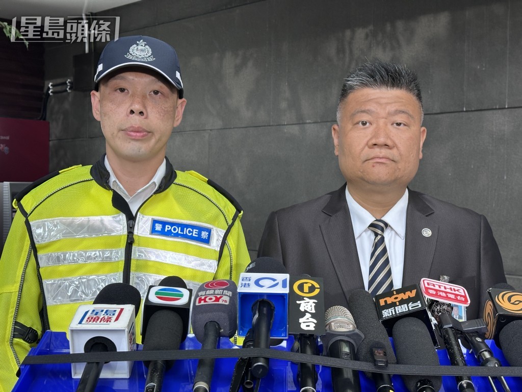 警方新界南總區刑事部警司李木易(右)、新界南總區交通部執行及管制組總督察屈展焯。梁國峰攝 警方新界南總區刑事部警司李木易(右)、新界南總區交通部執行及管制組總督察屈展焯。梁國峰攝