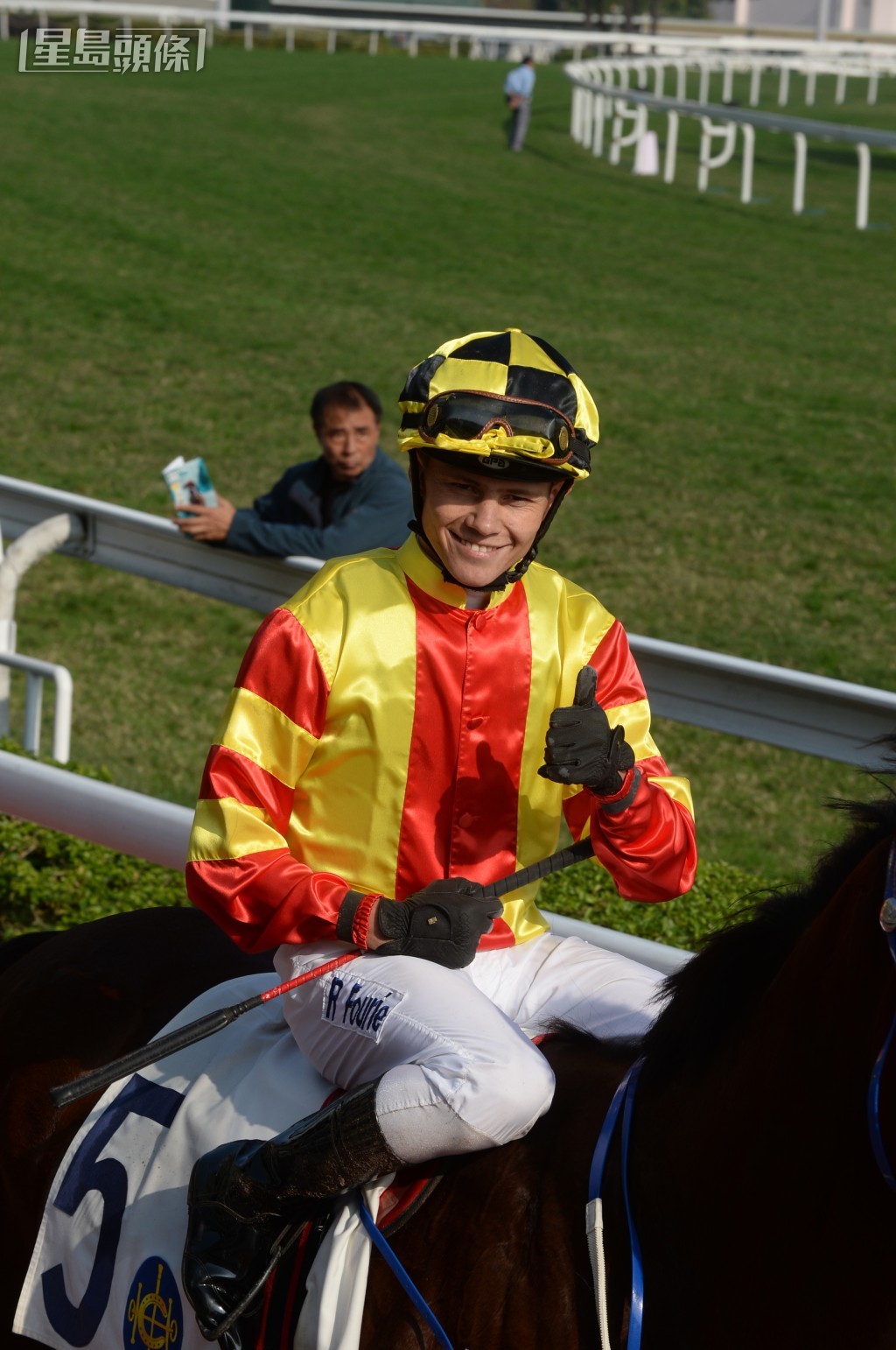 霍勵賢今季在南非以破紀錄的377場頭馬，首度問鼎南非冠軍騎師寶座。