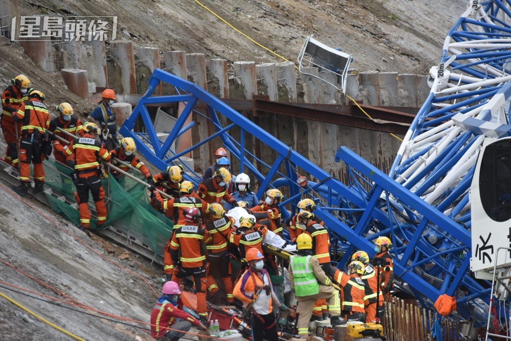 秀茂坪安達臣道地盤去年發生天秤倒塌致命工業意外，造成3死6傷。資料圖片