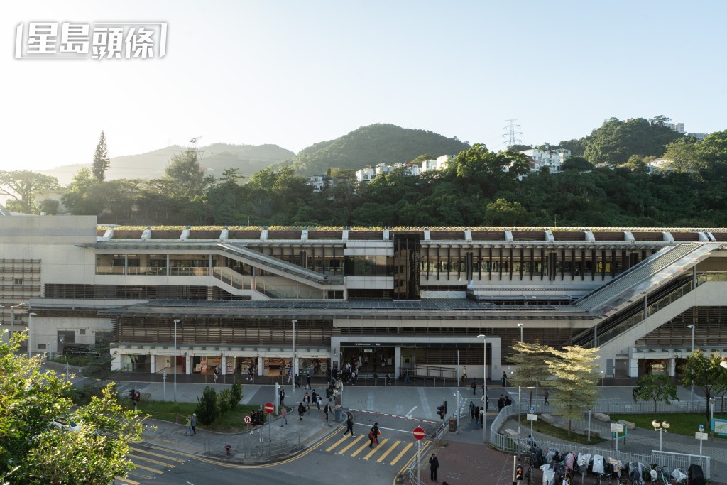 顯徑站附近環境鬱鬱蔥蔥。資料圖片