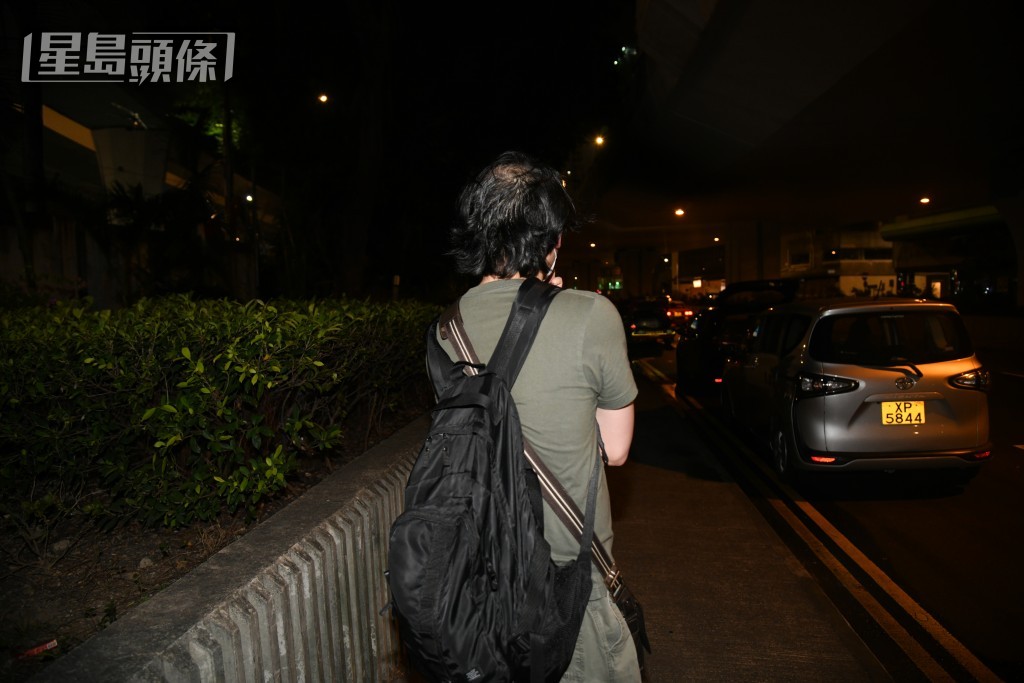 的士張先生講述事發經過。黎志偉攝 的士張先生講述事發經過。黎志偉攝