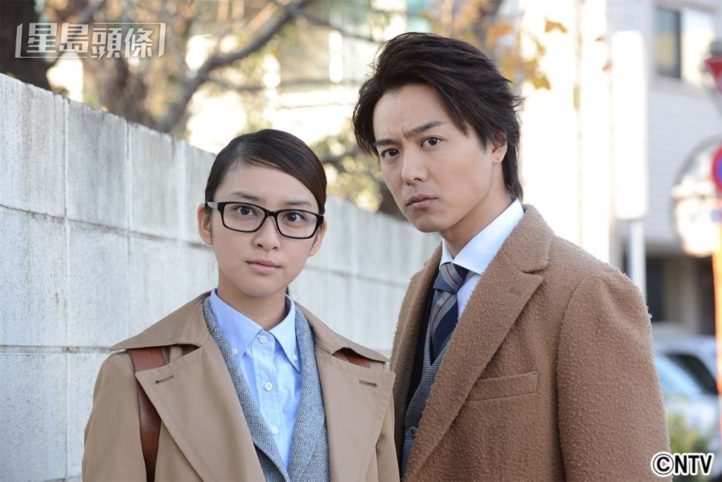 武井咲與TAKAHIRO合作劇集後,在2017年結婚。 武井咲與TAKAHIRO合作劇集後,在2017年結婚。