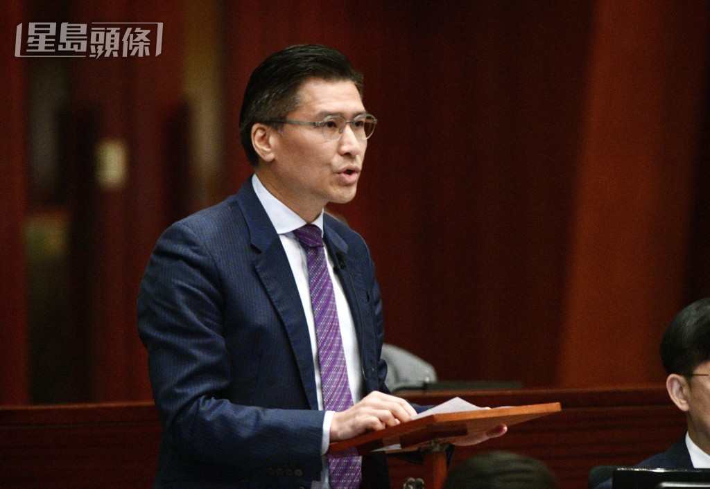 邱達根建議跨部門檢視娛樂產業牌照要求。資料圖片
