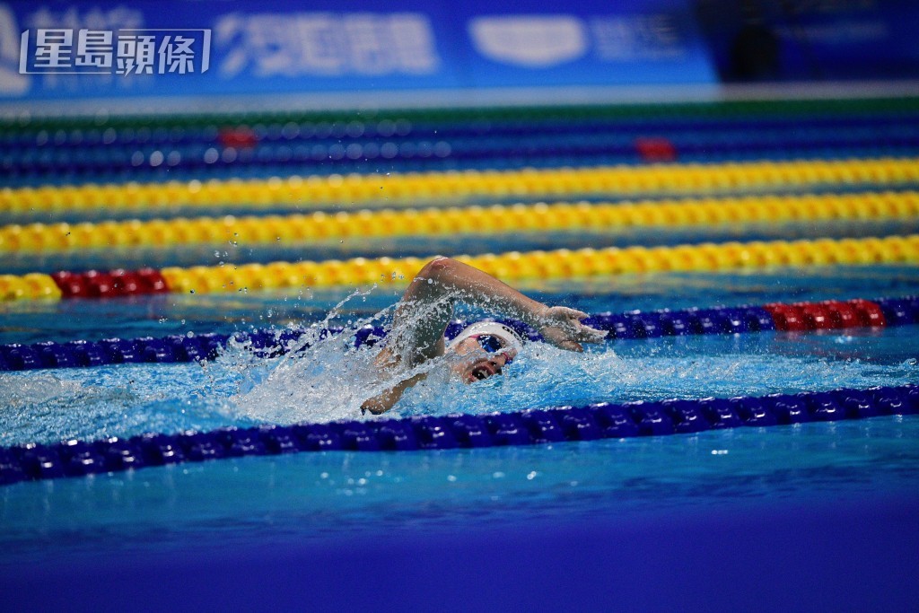 杭州亞運．何詩蓓200米自由泳奪金。陳極彰攝