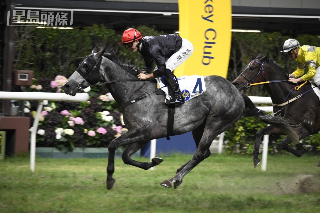 「撼天鐵翼」上場在同程打開勝門，新勝猶勇，力爭連捷。