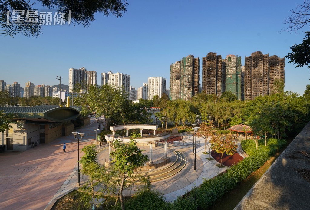 广福公园重建无纳入最终方案，黄伟纶表示，是因为重建须6至8年，等候时间太长，当中过渡安排也很难处理。