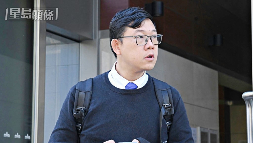 日出康城首都客务处物业经理何伟亮指,曾收到单位的室内装修申请表,当中无提有拆墙工程。何健勇摄 日出康城首都客务处物业经理何伟亮指,曾收到单位的室内装修申请表,当中无提有拆墙工程。何健勇摄