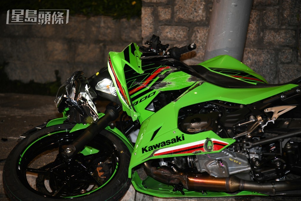 涉事電單車為Kawasaki Ninja 400。黎志偉攝 涉事電單車為Kawasaki Ninja 400。黎志偉攝