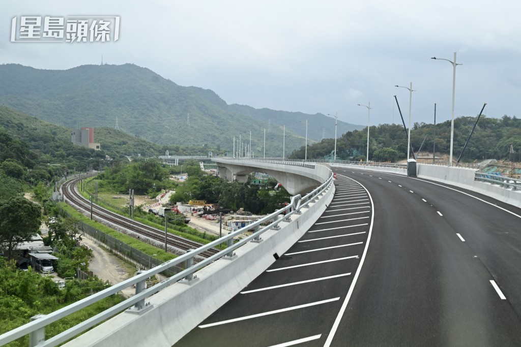 粉嶺繞道（東段）通車。資料圖片