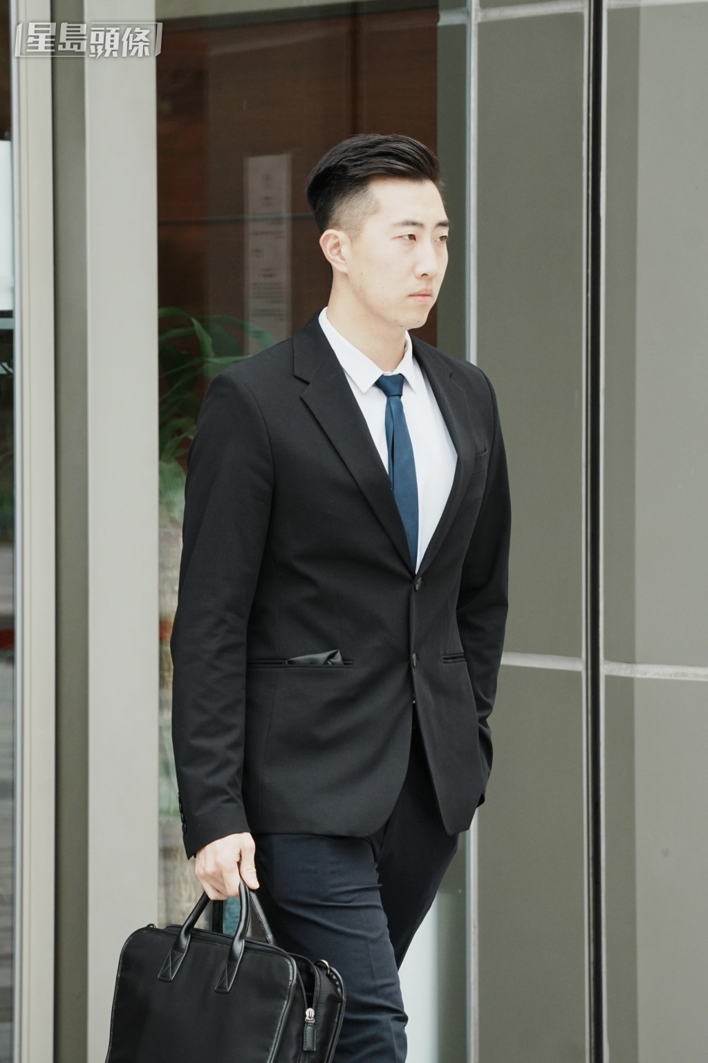 胡稱，其中兩名女舞者遭截查時出示雙程證，但無透露誰是僱主。汪旭峰攝