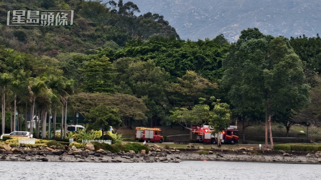 有人於湖邊近山坡位置發現一具焦屍。徐裕民攝