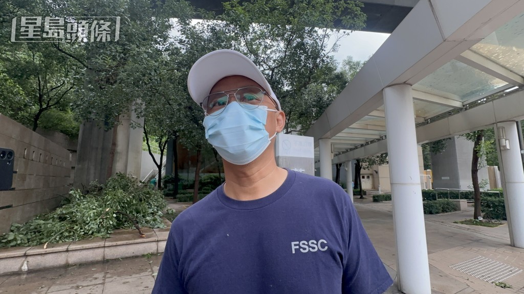 死者的姪兒透露，死者生前與任職保安的獨子同住，惟雙方關係欠佳。梁國峰攝