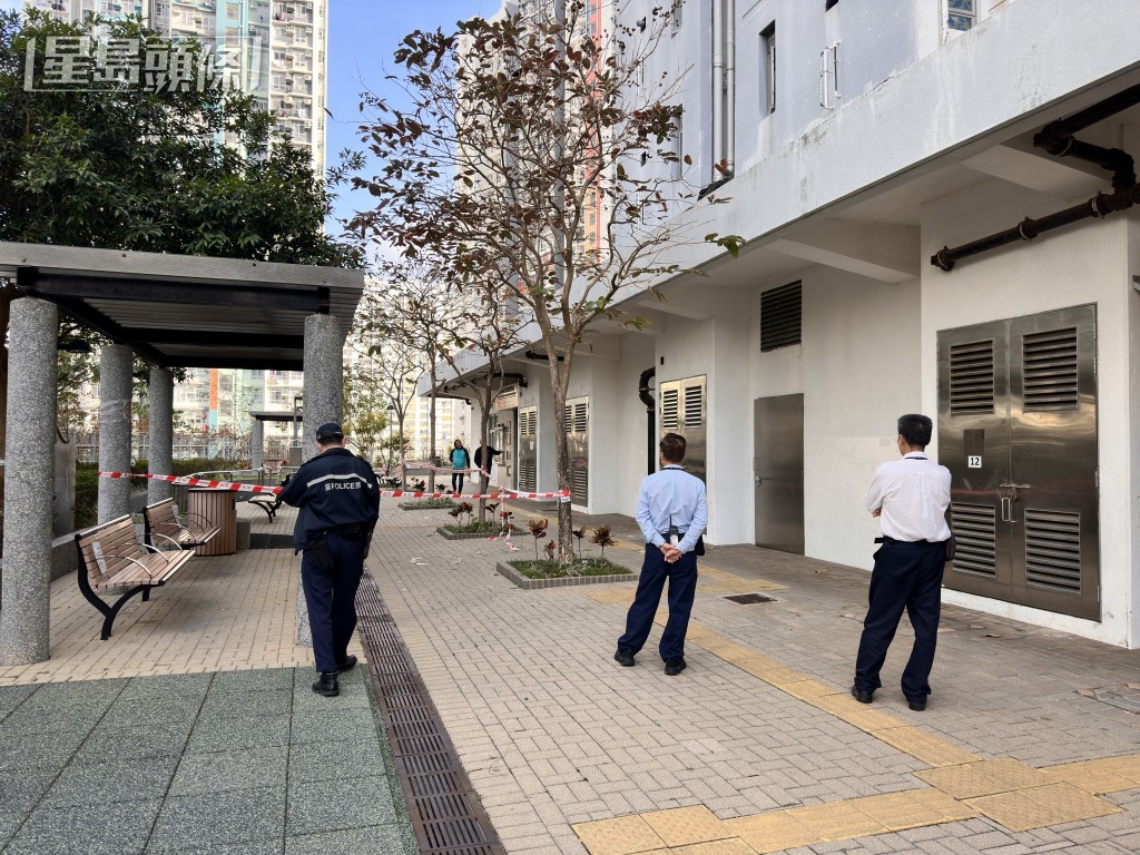 警方在場調查。梁國峰攝 警方在場調查。梁國峰攝