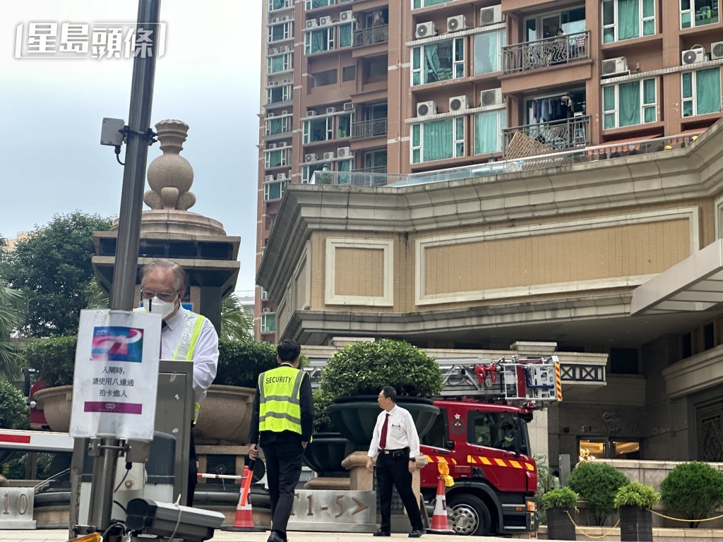 都會駅女子墮樓亡。梁國峰攝 都會駅女子墮樓亡。梁國峰攝