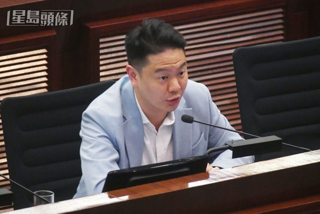 周浩鼎關注會否檢視「智管網」完成設立後，仍接連發生地下水管爆裂的原因。資料圖片